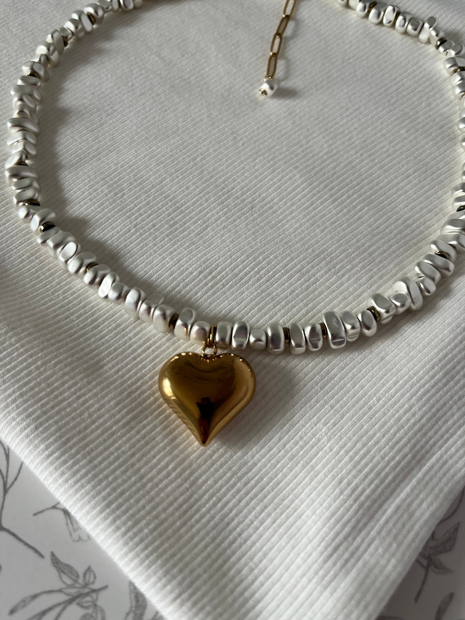 Viskas su širdelėmis