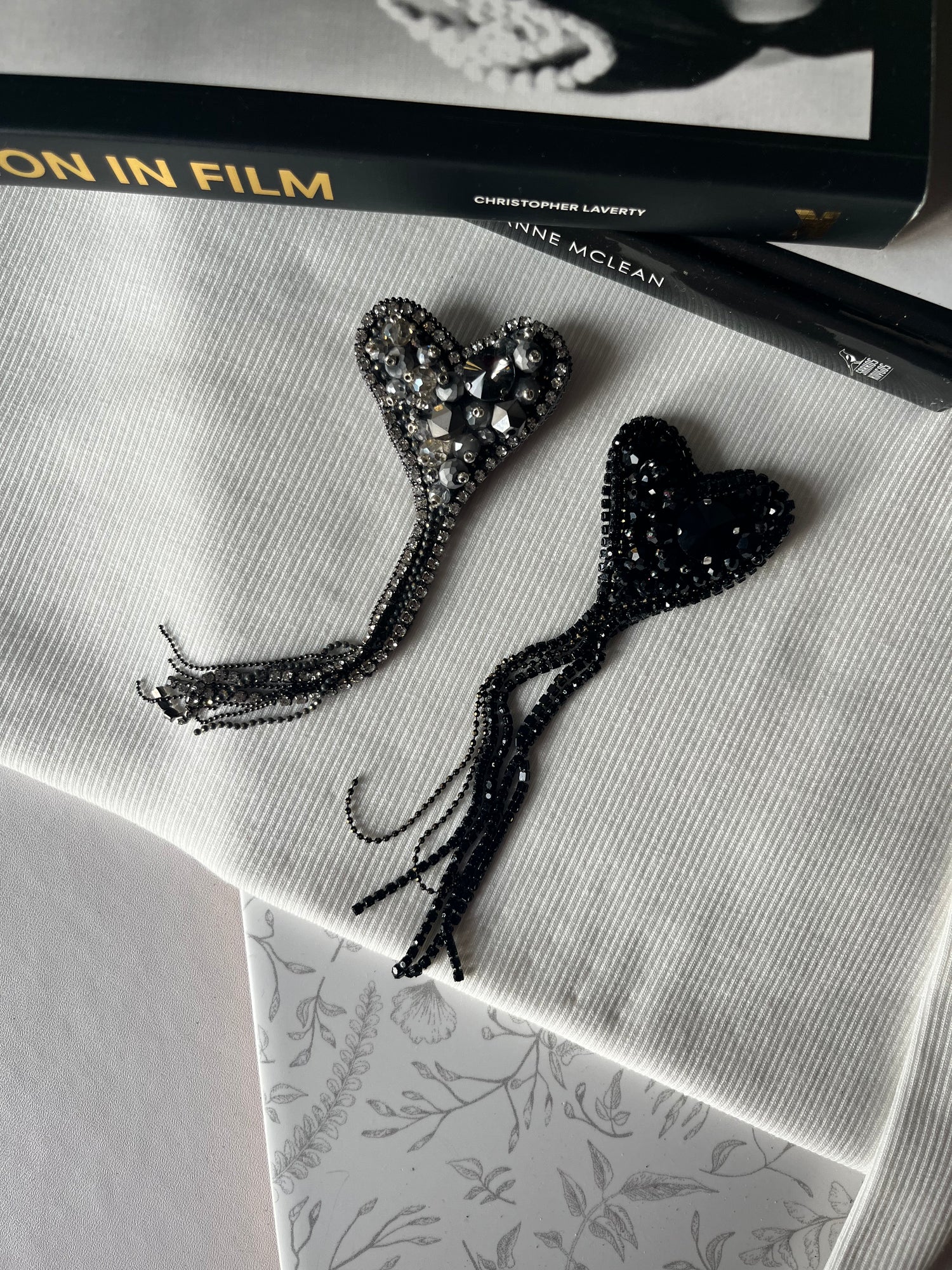 Sagė ŠIRDIS | Pilkos spalvos - Ritos menė